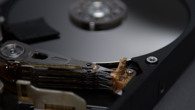 Consumo Energético em Data Centers: Desmistificando SSDs e HDDs