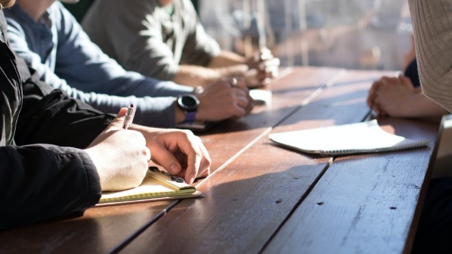 75% das empresas enfrentam desafios operacionais de TI num mundo híbrido