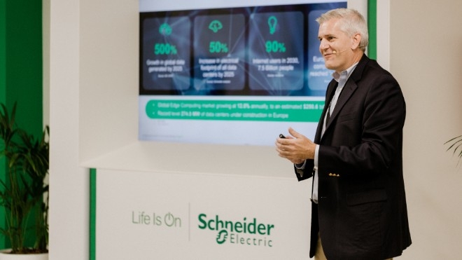 Pré-fabricados Schneider Electric chegam ao Canal