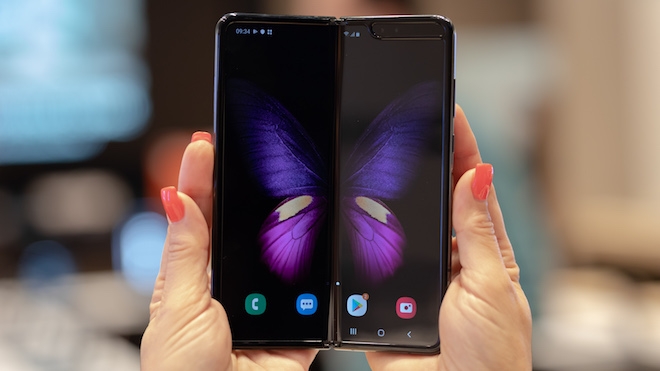 Samsung Galaxy Fold esgota na fase de pré-venda