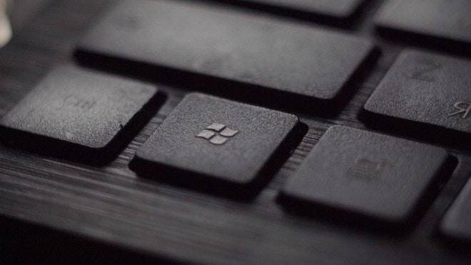 Microsoft introduz tecla de IA como primeira mudança no teclado de PC em 30 anos