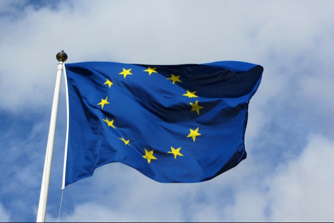 União Europeia quer 5G operacional em 2020
