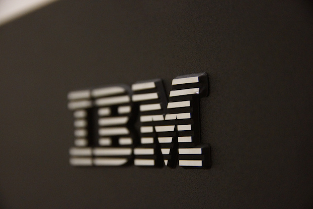 IBM tenciona dispensar oito mil funcionários na Europa