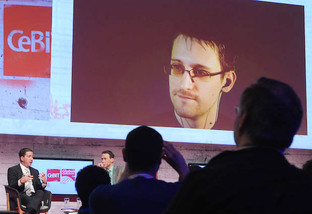 Edward Snowden diz que staff das TI é alvo privilegiado de espionagem